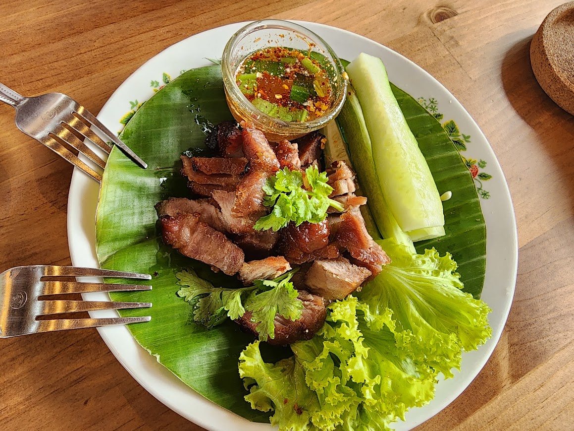 炭烤豬頸肉佐辣醬